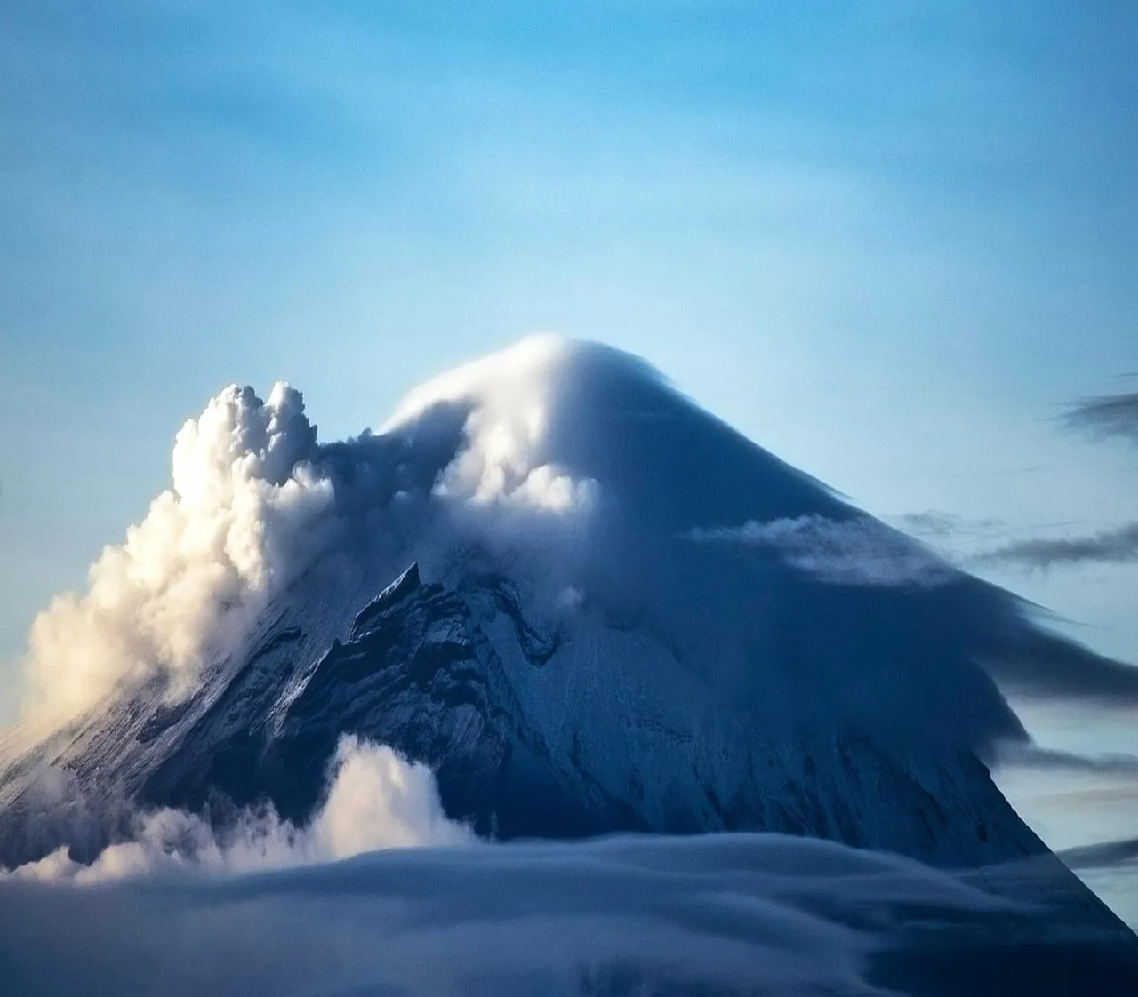 Dramatic Volcanic Eruption: Nature's Raw Power Unleashed