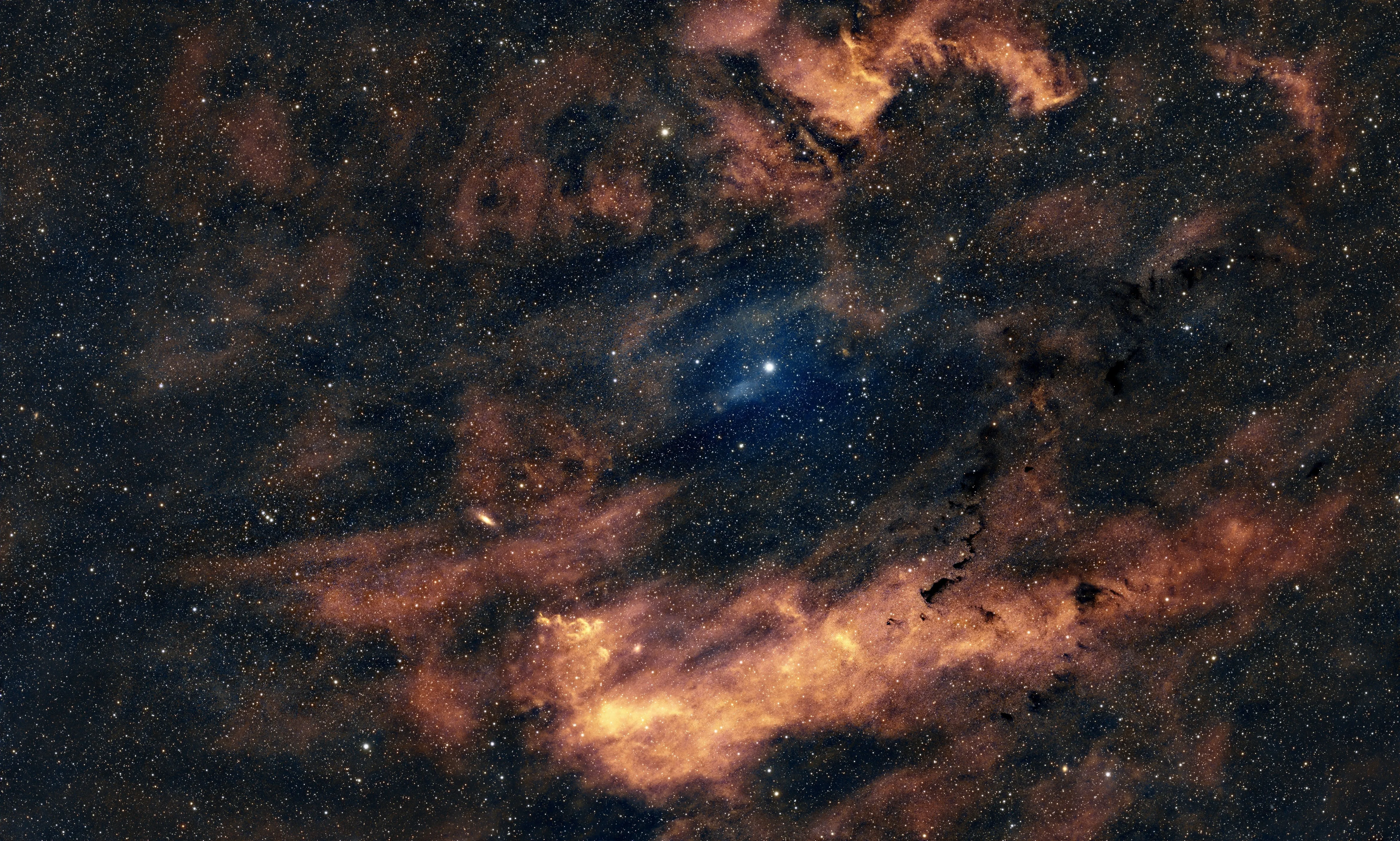 Stunning Clamshell Nebula: Cosmic Masterpiece for Your Screen