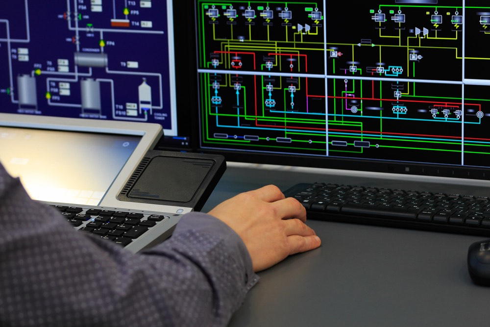 Automating Tank Level Control with PLC and SCADA-Driven HMI