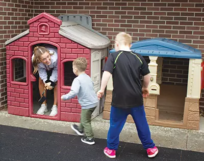 High School Students Bring Joy to Families with Special Needs at Community Event