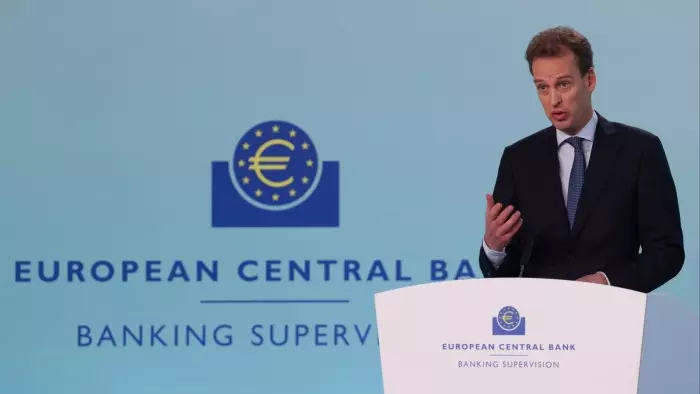 EU Financial Supervisors Warn Against Weakening Regulations Amid Growth Push