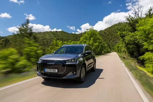 Prueba de consumo del Ebro S700 PHEV: Eficiencia y Autonomía Real