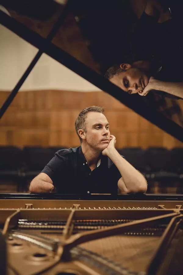 One Hand, Limitless Sound: Nicholas McCarthy's Journey to the Proms Stage