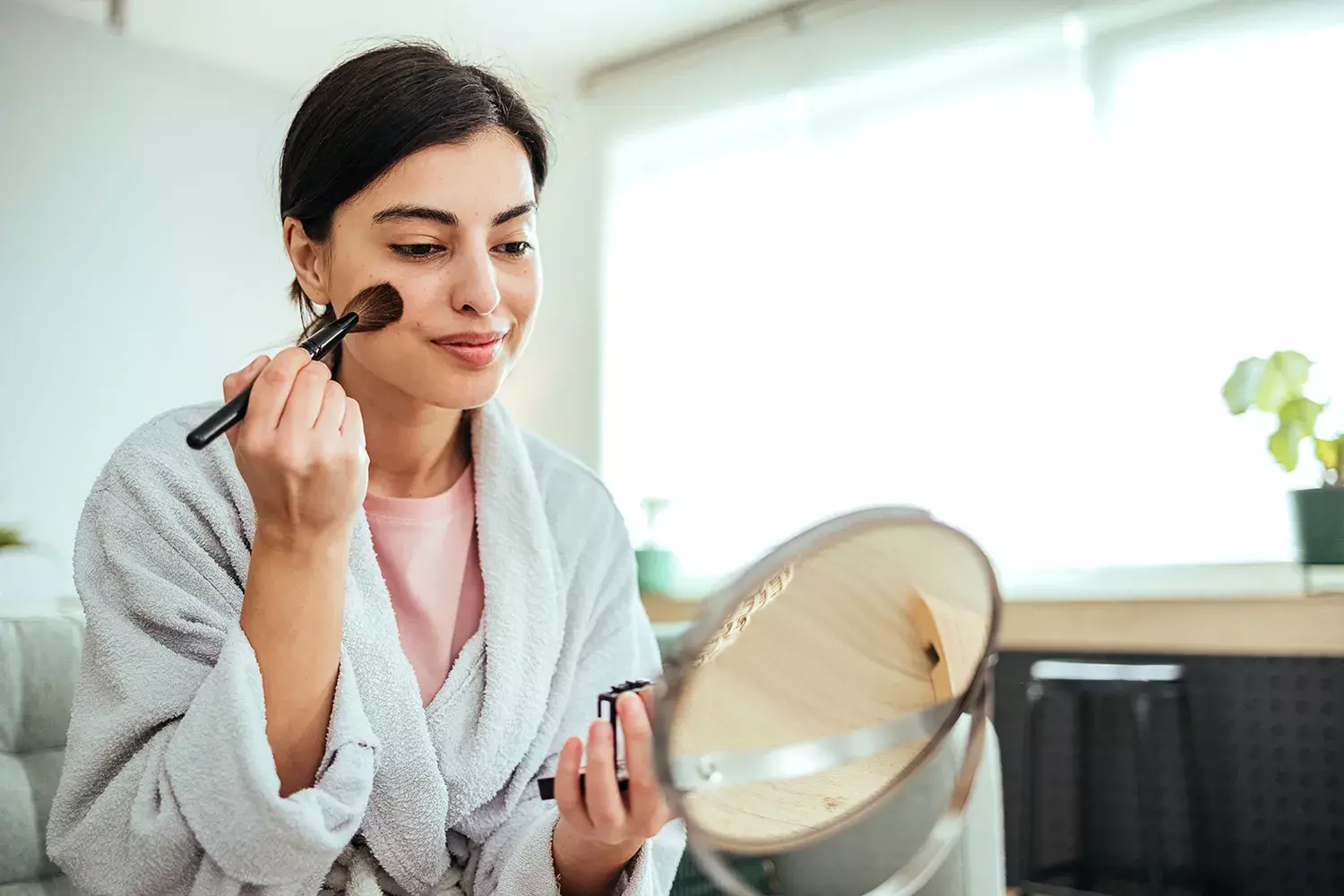 Unveiling the Enduring Beauty of Tirtir Cushion Foundations in Challenging Climates