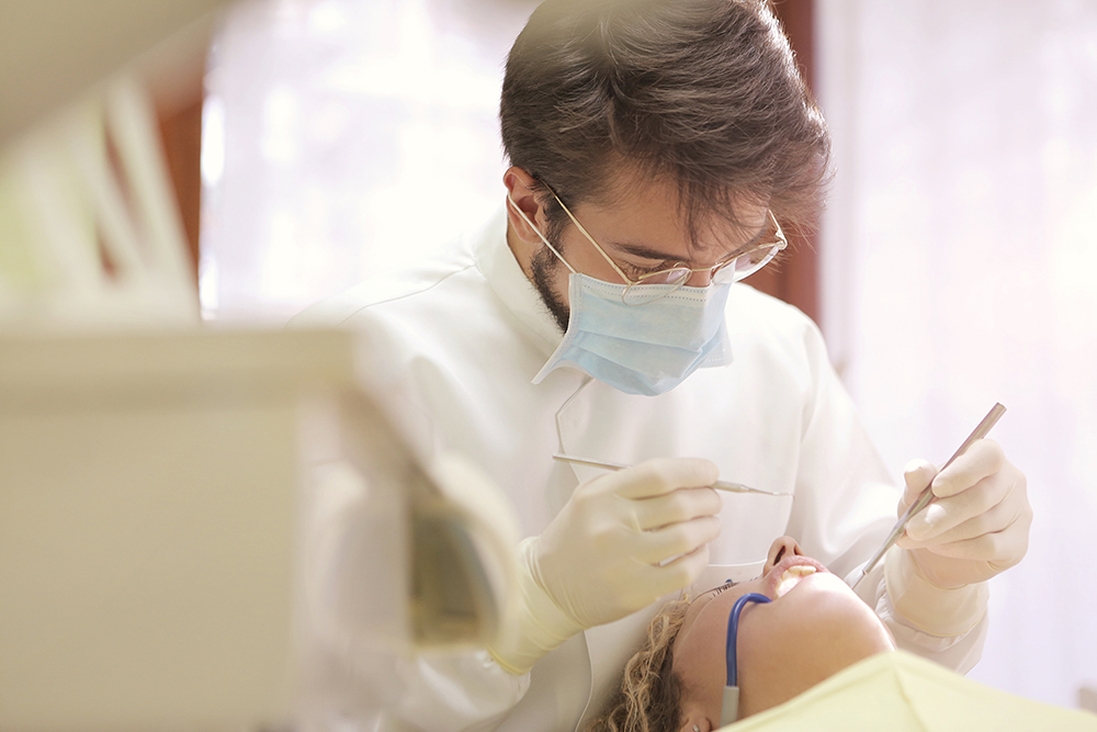Understanding Chipped Tooth Repair Clinics in Your Area