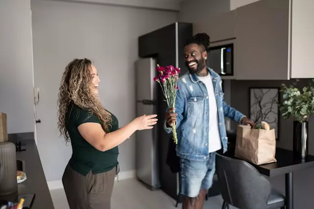 Exploring the 'Living Apart Together' Relationship Dynamic