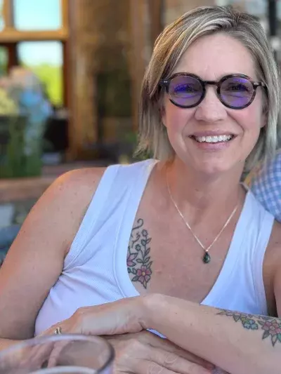 Lost Purse Leads to Unexpected Act of Kindness in Chicago