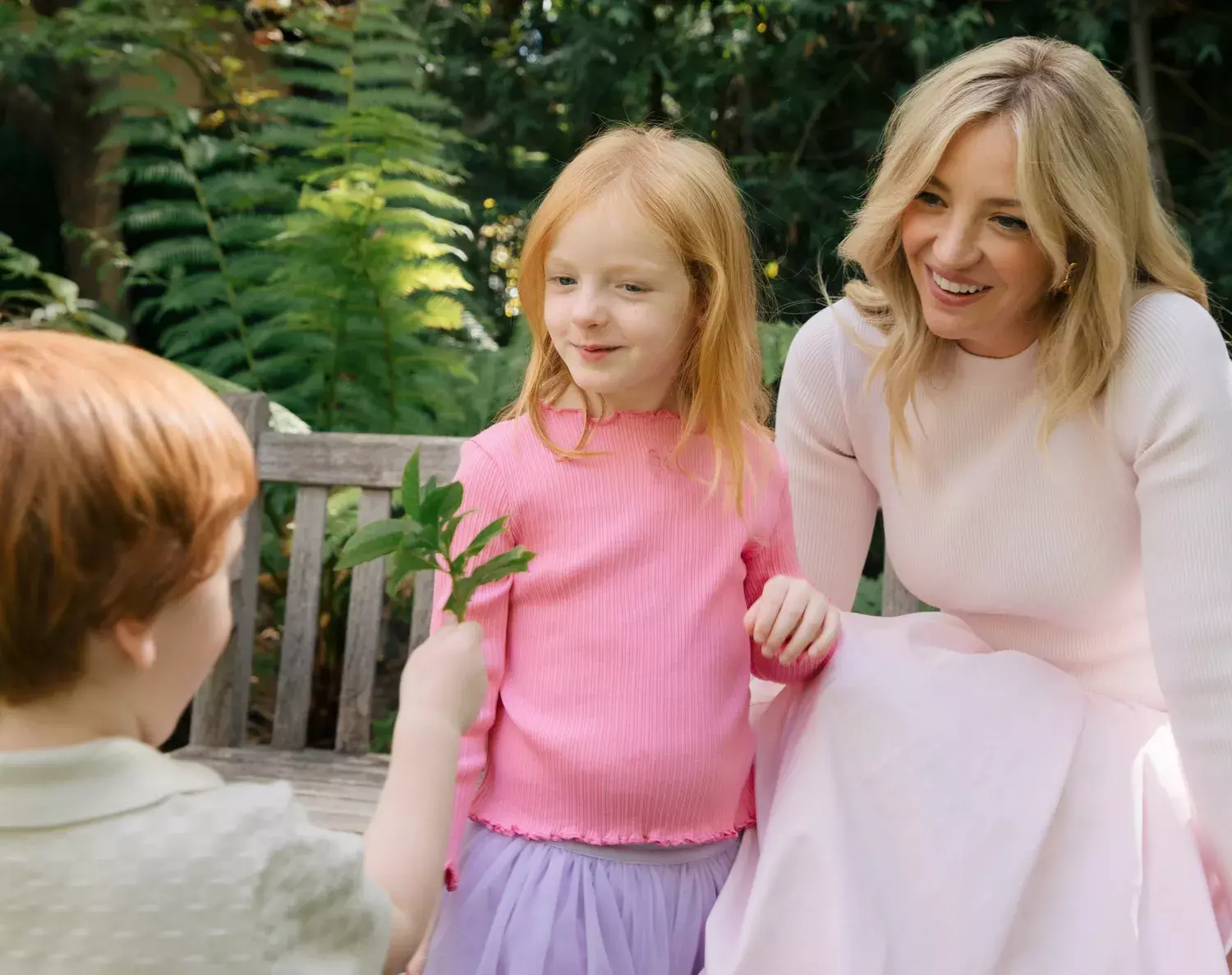 Abby Elliott's Journey to Motherhood: Overcoming Fertility Challenges with Humor and Resilience