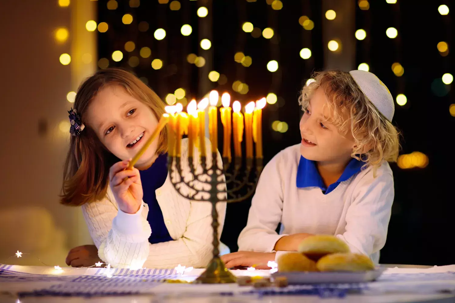 Melodies of Light: A Hanukkah Music Guide for Families