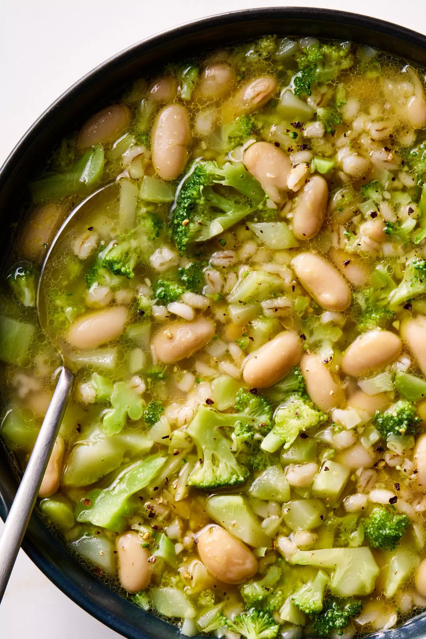 Transforming Your Eating Habits: The Power of Your Environment