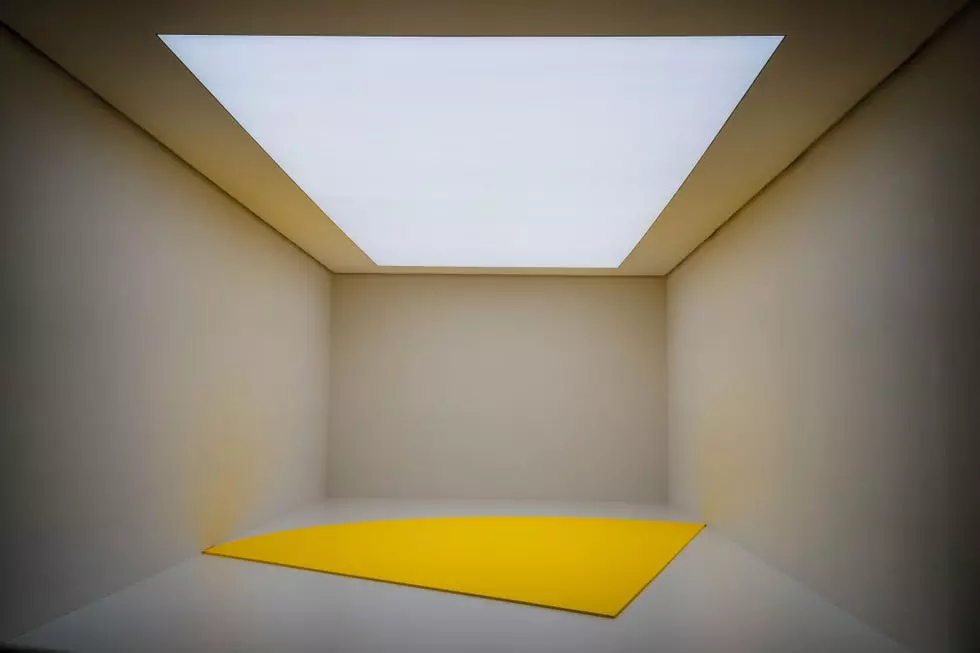 Fashion's Canvas: Modern Art's Resurgence on the Runway