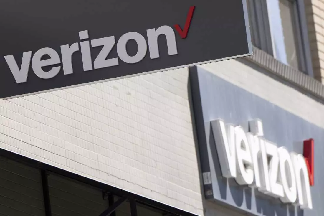 Verizon's Widespread Service Disruption: Causes, Impacts, and Future Preparedness