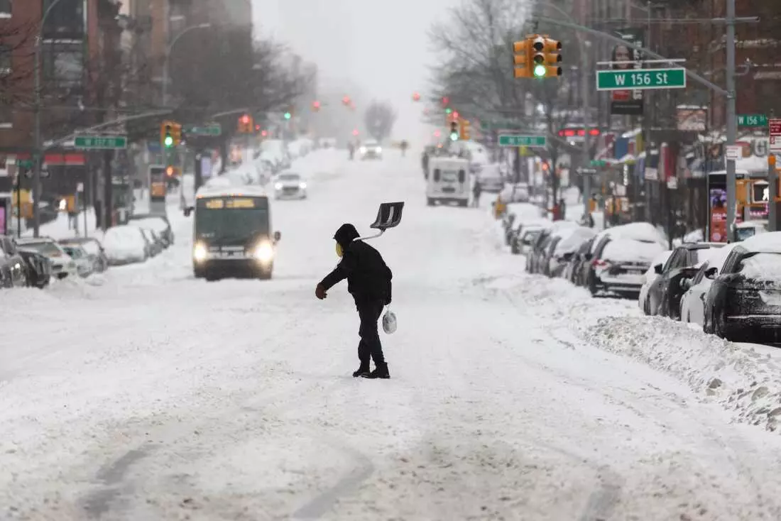 United States Grapples with Major Winter Storm Impacting Millions