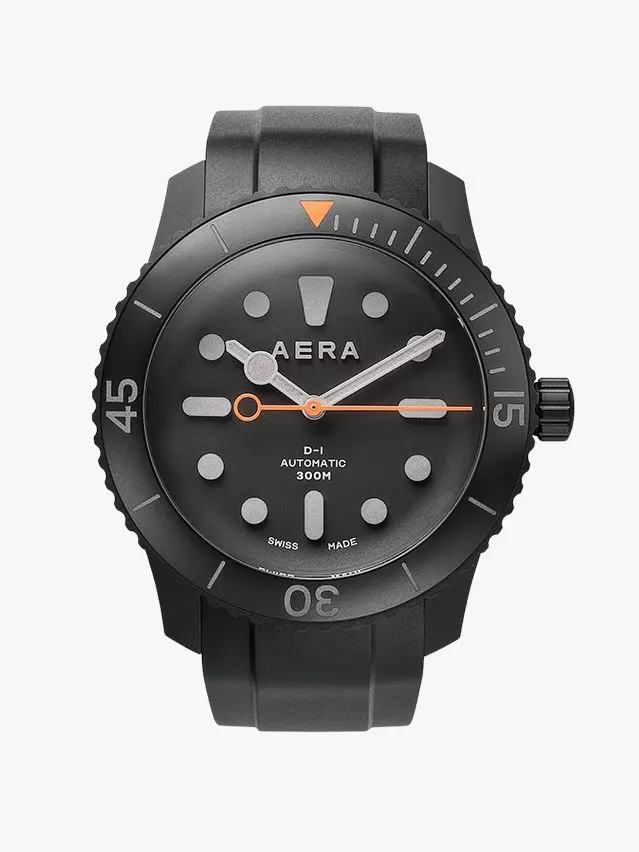 Todd Snyder's Exclusive Dive Watch Collection