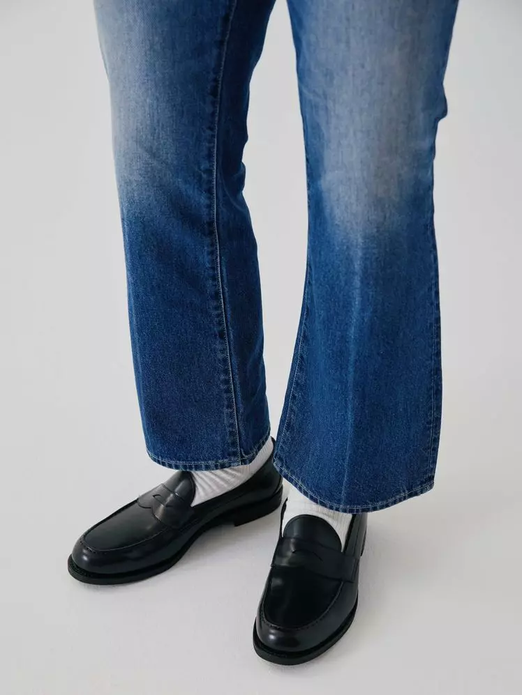 The Ultimate Guide to Men's Loafers: Styles, Brands, and Selection