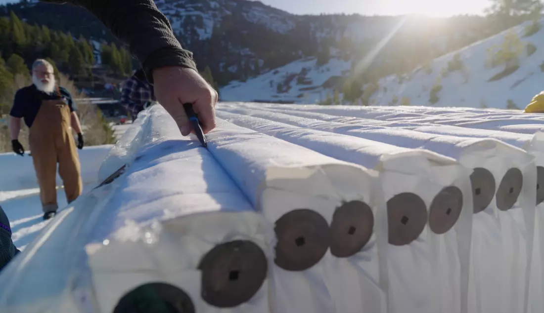 Snow Blankets: A Lifeline for Ski Seasons Amidst Warming Trends