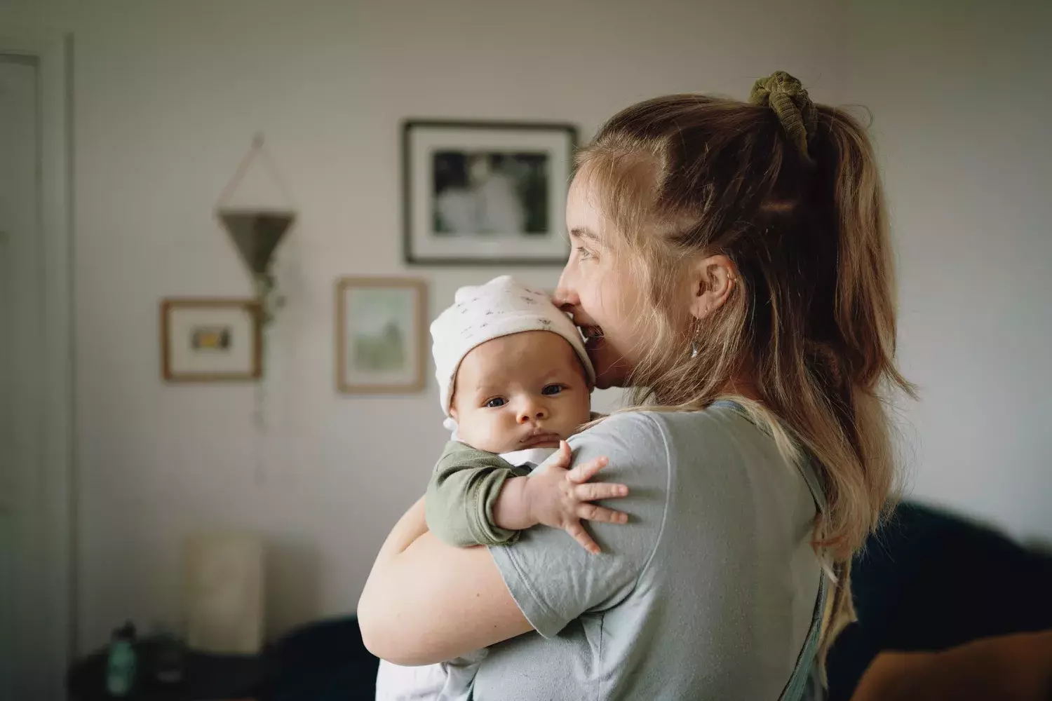 Understanding Attachment Parenting: Principles, Benefits, and Misconceptions