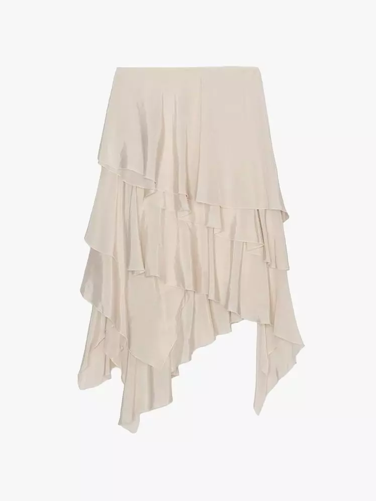 The Rise of the Statement Skirt: A Guide to This Season's Must-Have Silhouettes