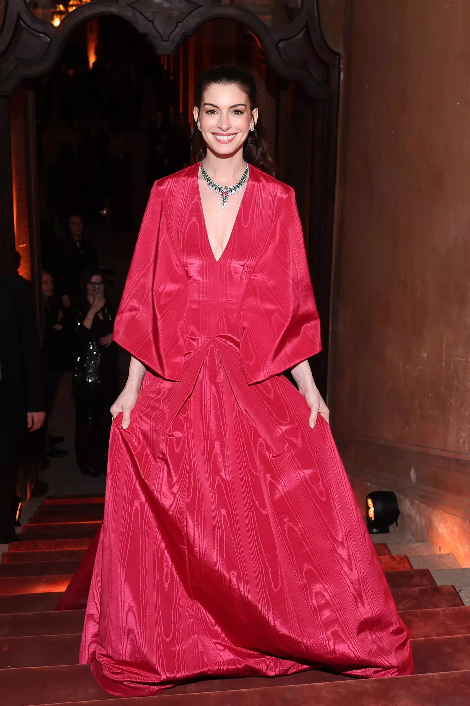 Anne Hathaway Shines at Bvlgari Gala, Echoing 'The Devil Wears Prada 2' Glamour