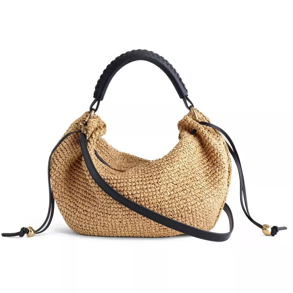 The Enduring Appeal of Raffia Bags: A Summer Essential Transcends Seasons
