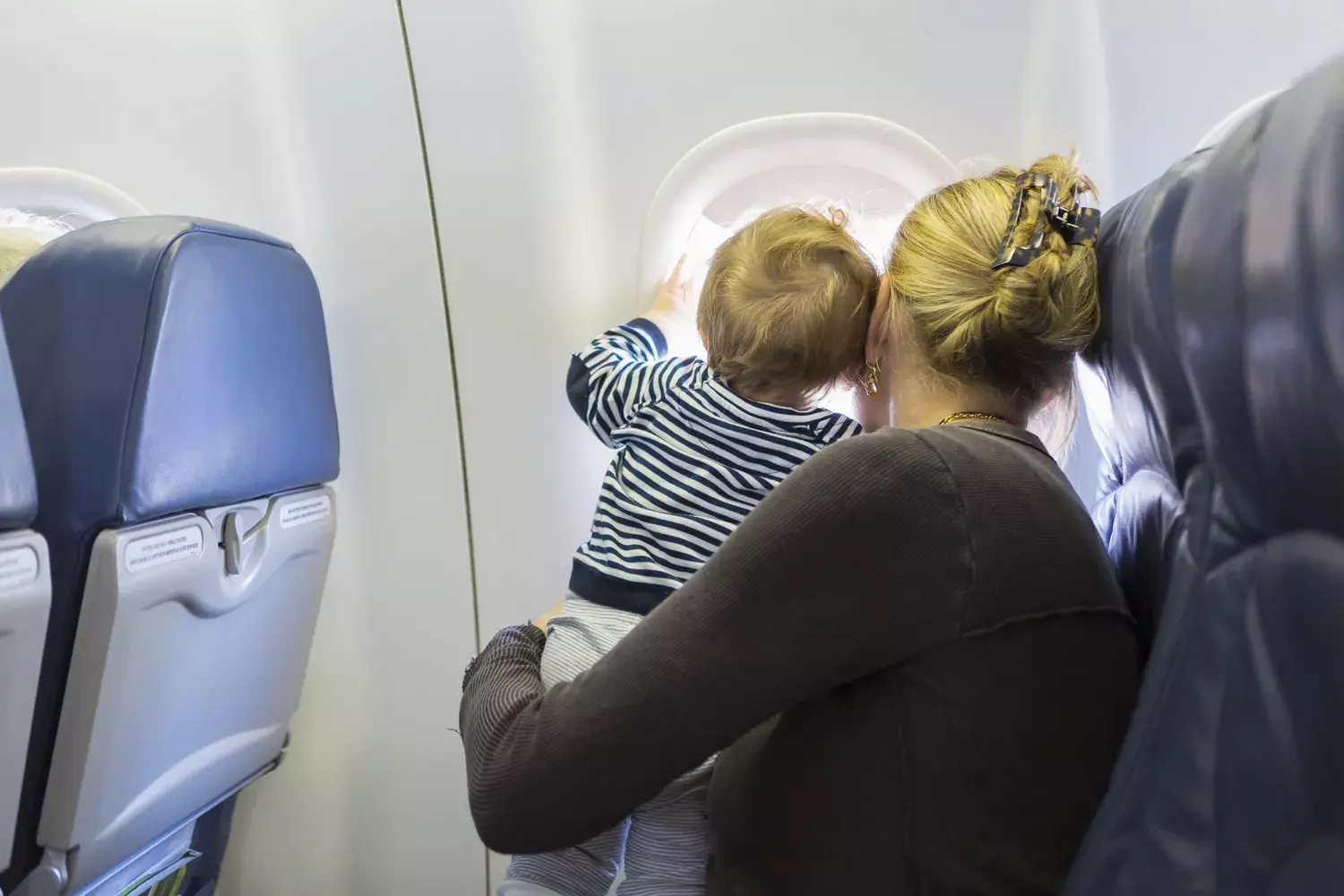 Mastering Air Travel with Young Children: Essential Tips for Parents