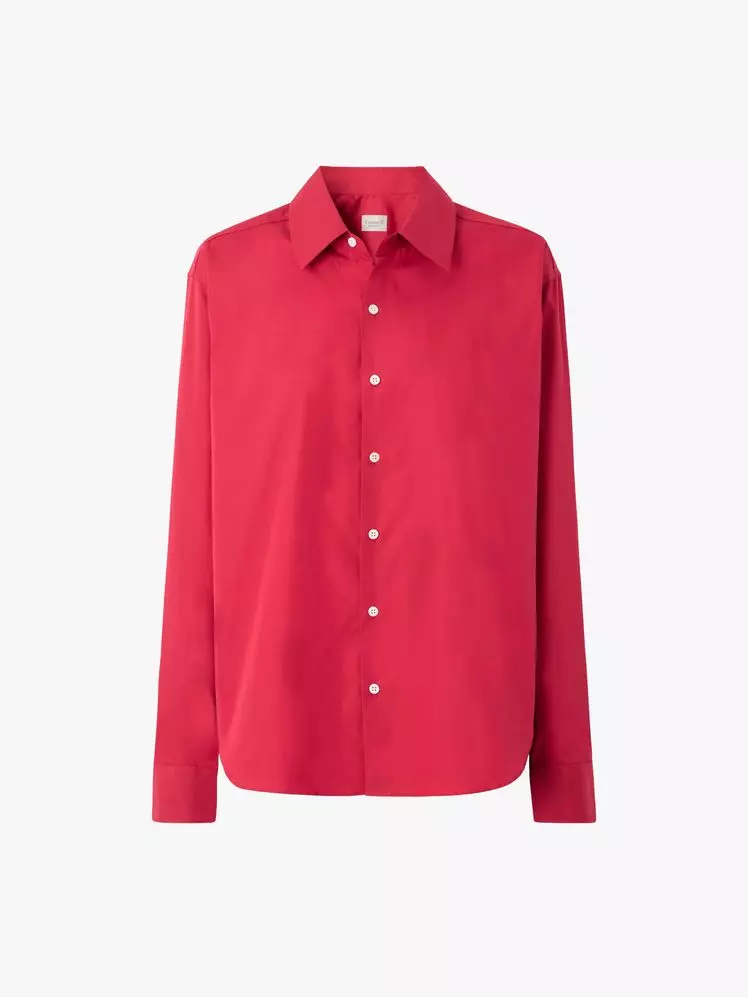 The Enduring Appeal of the Red Shirt: A Fashion Essential