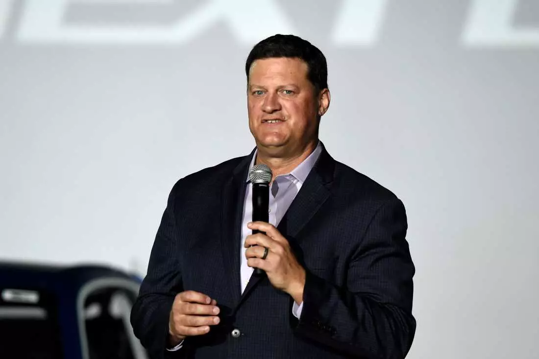 New Leadership to Revitalize NASCAR with Focus on Unity and Excitement