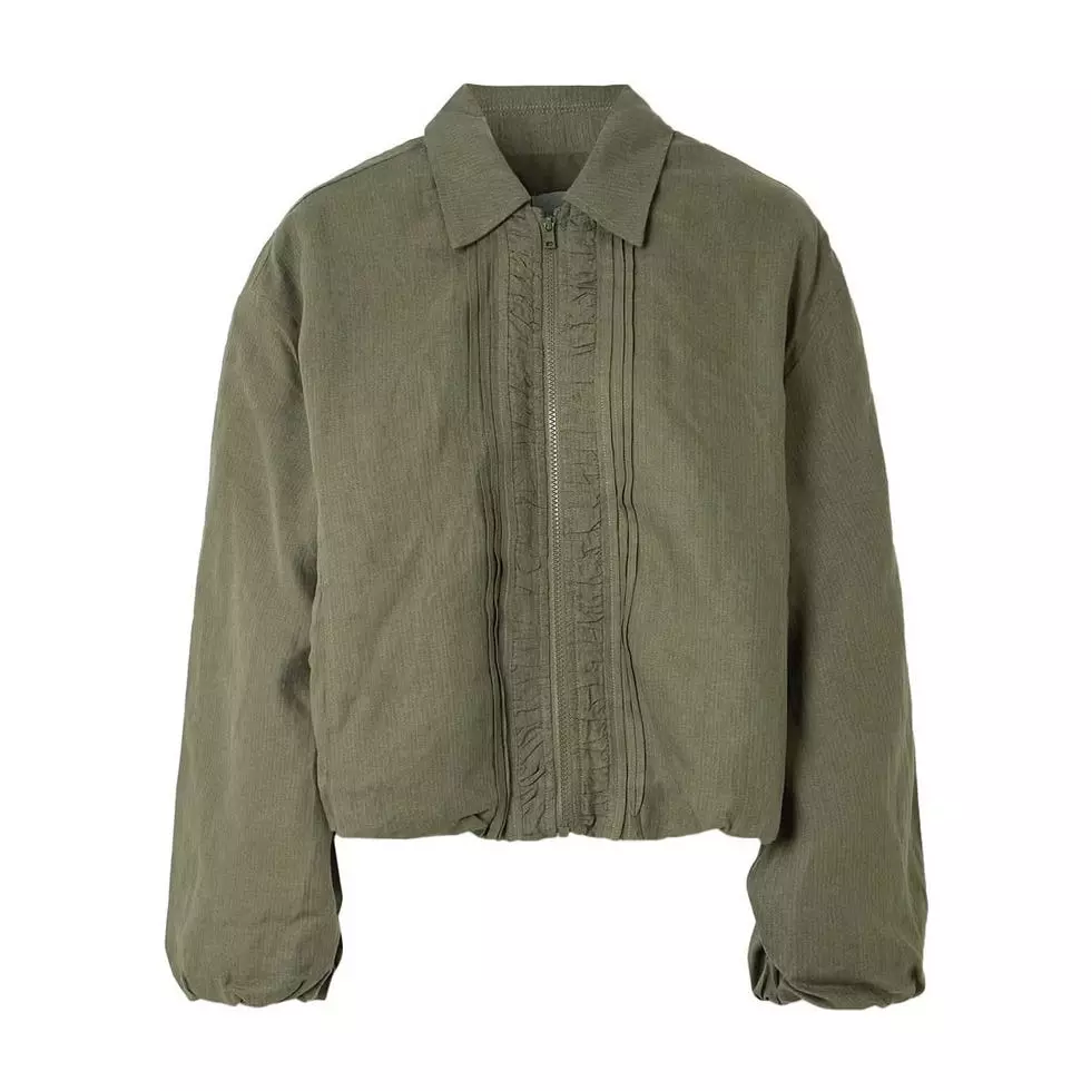 Sweatshirt Styling: 8 Chic Ways to Wear Them This Spring